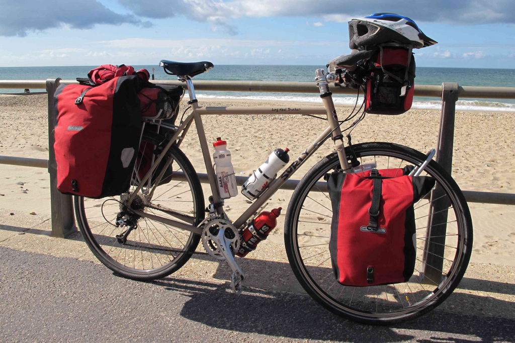 Surly-Touring-bike.jpg Surly-Touring-bike.jpg