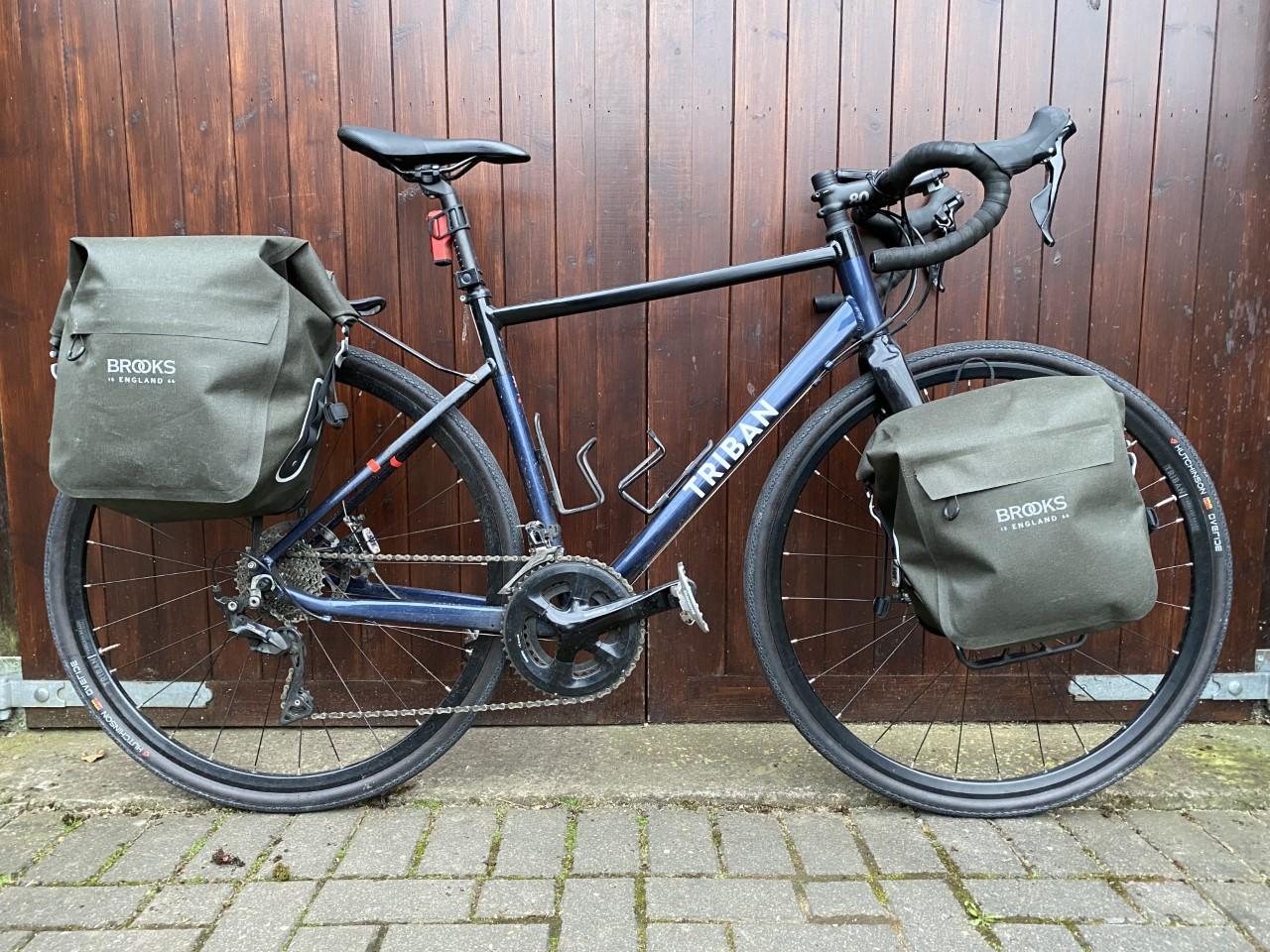 2021-brooks-scape-panniers-full-view.jpg 2021-brooks-scape-panniers-full-view.jpg