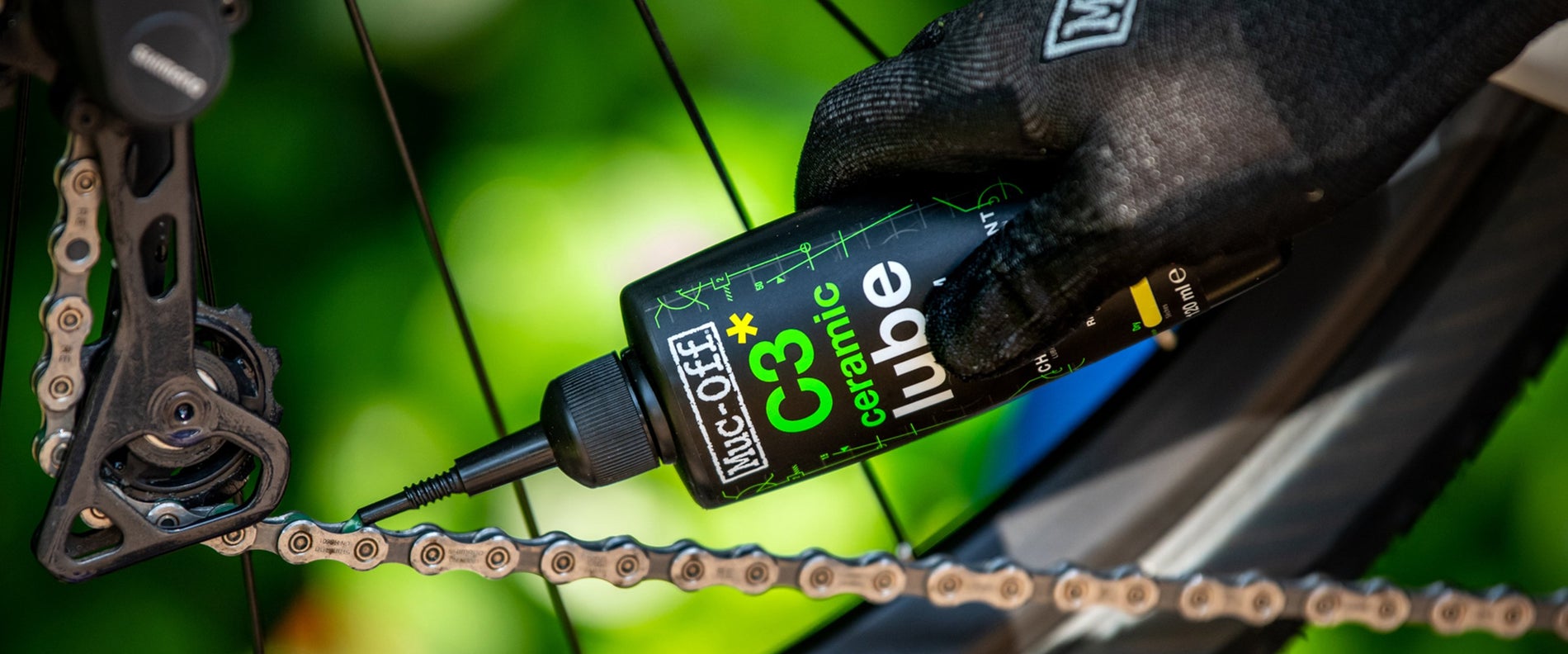 C3-Dry-Weather-Ceramic-Lube-PDP-Full-width-lifestyle_1900x_crop_center.jpg