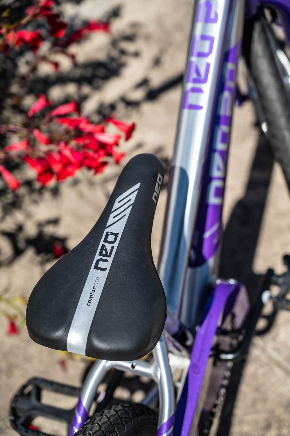 Детский велосипед Apollo NEO girls 20", Brushed Alloy / Pink / Dark Pink Fade