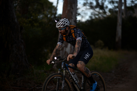 Велофара Knog PWR Mountain 2000 Lumens