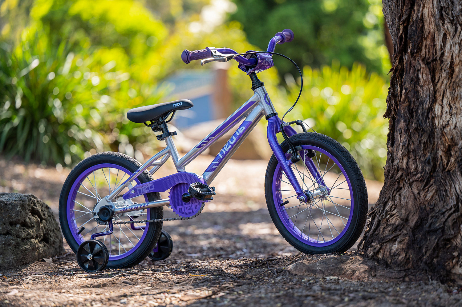 Детский велосипед Apollo NEO girls 16", Brushed Alloy / Pink / Dark Pink Fade