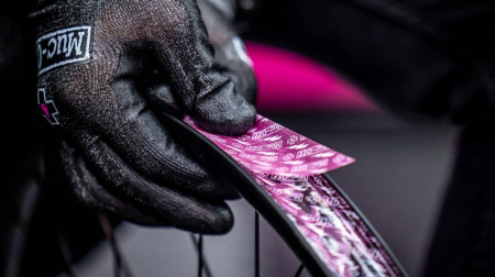 Лента для безкамерки MUC-OFF Tubeless Rim Tape 50m/28mm