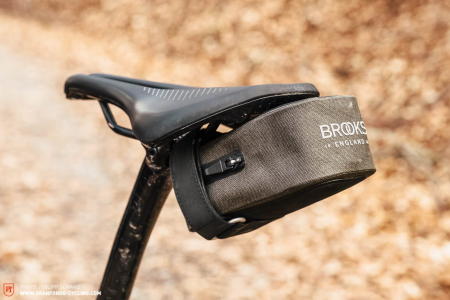 Велосумка подседельная Brooks Scape Saddle Pocket bag, Mud Green