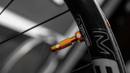 Вентили для бескамерных колес MUC-OFF Tubeless Presta Valve, 60 мм, оранжевые