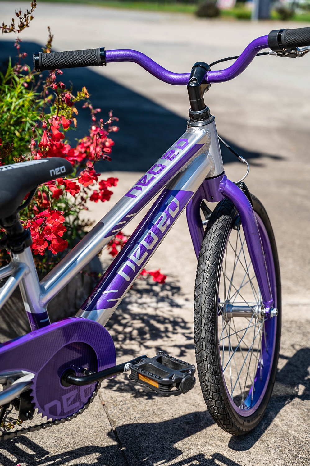 Детский велосипед Apollo NEO girls 20", Brushed Alloy / Lavender / Purple Fade