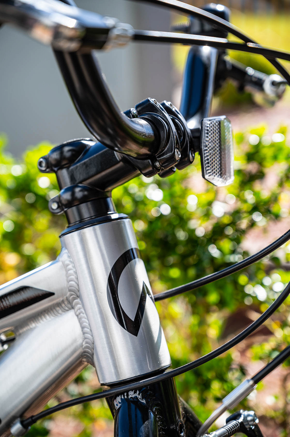 Детский велосипед Apollo NEO 6s boys 20", Brushed Alloy / Black / Orange Fade